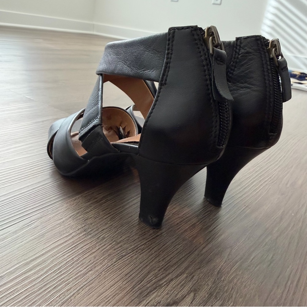Clarks Black Strappy Heels - Picture 3 of 4